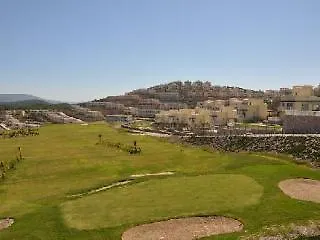 מלון Bogazici Flamingo Country Club